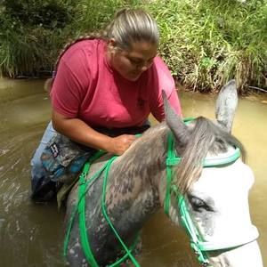 Meet your Posher, April